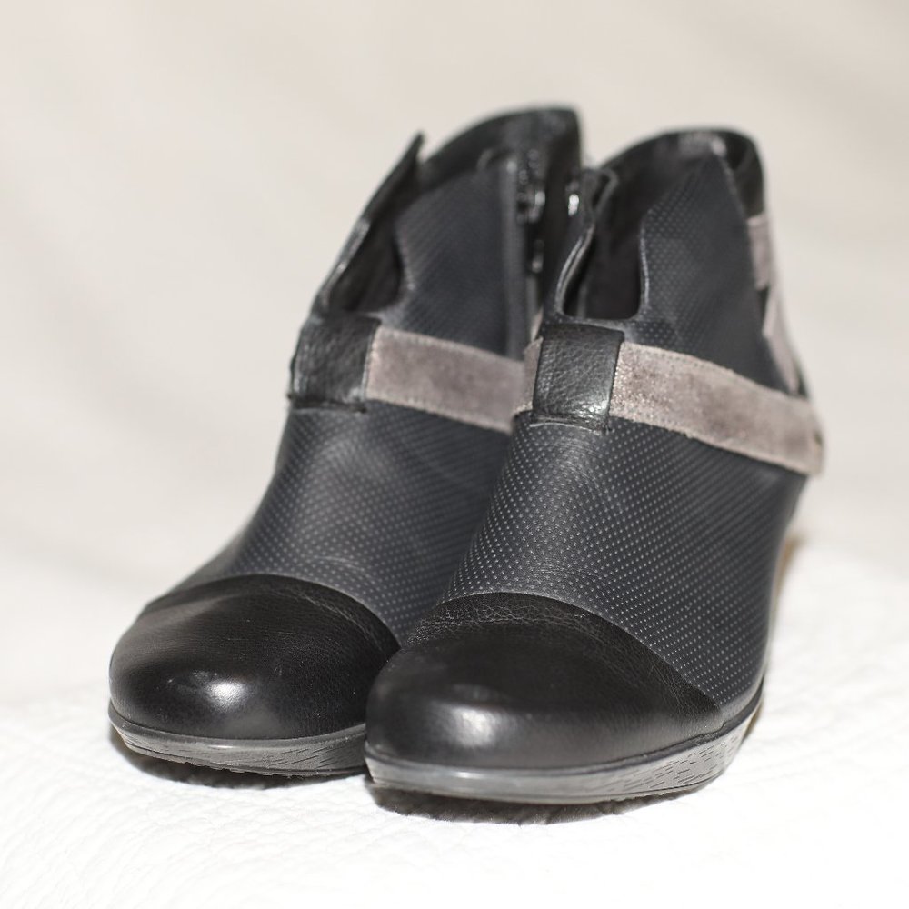 Naot Bootie